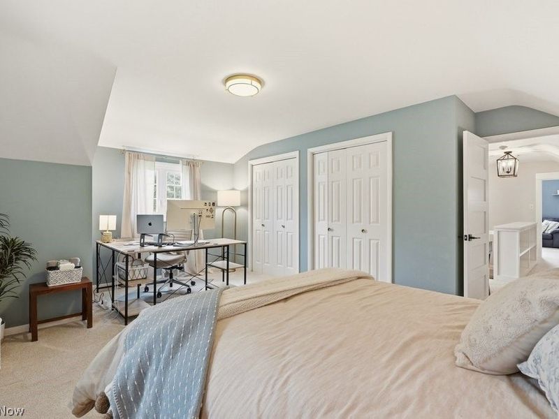 29126 Shaker Boulevard , Cleveland, OH 44124 Photo 33