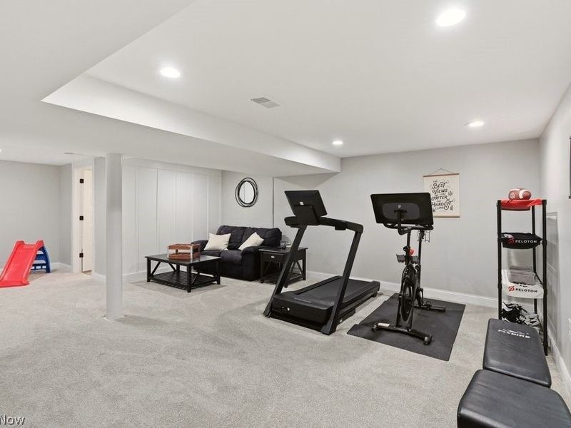 29126 Shaker Boulevard , Cleveland, OH 44124 Photo 36