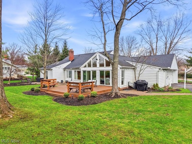 29126 Shaker Boulevard , Cleveland, OH 44124 Photo 40