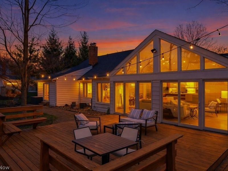 29126 Shaker Boulevard , Cleveland, OH 44124 Photo 41