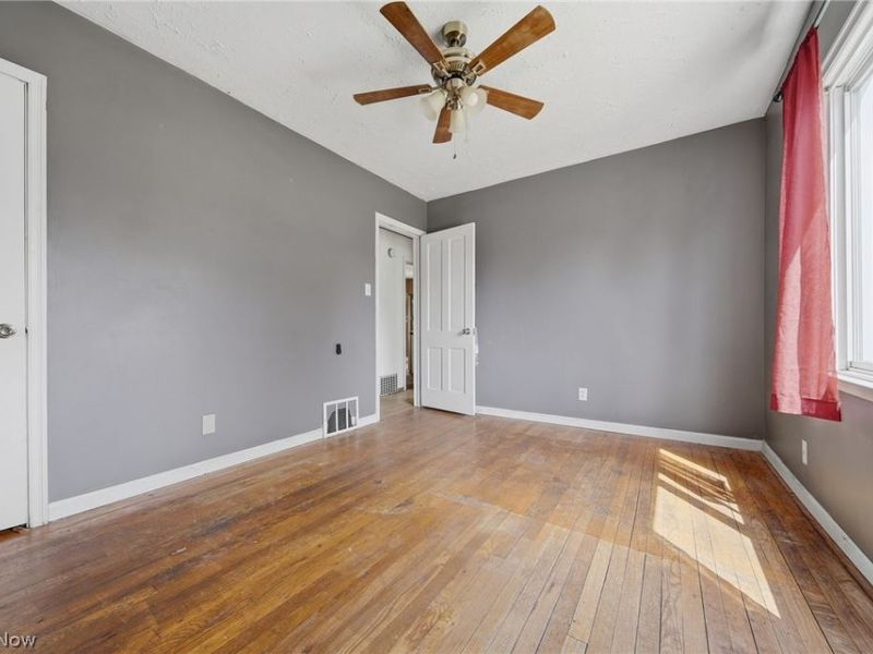1712 Girard Street, Akron, OH 44301 Photo 12