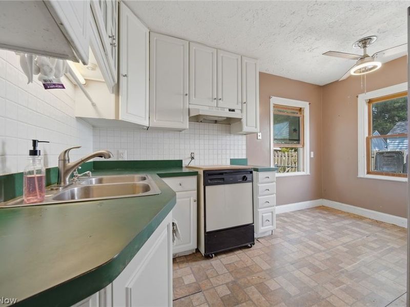 1712 Girard Street, Akron, OH 44301 Photo 5