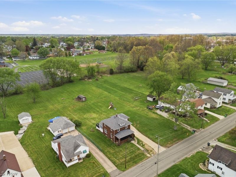 574 29th Street NW, Massillon, OH 44647 Photo 3