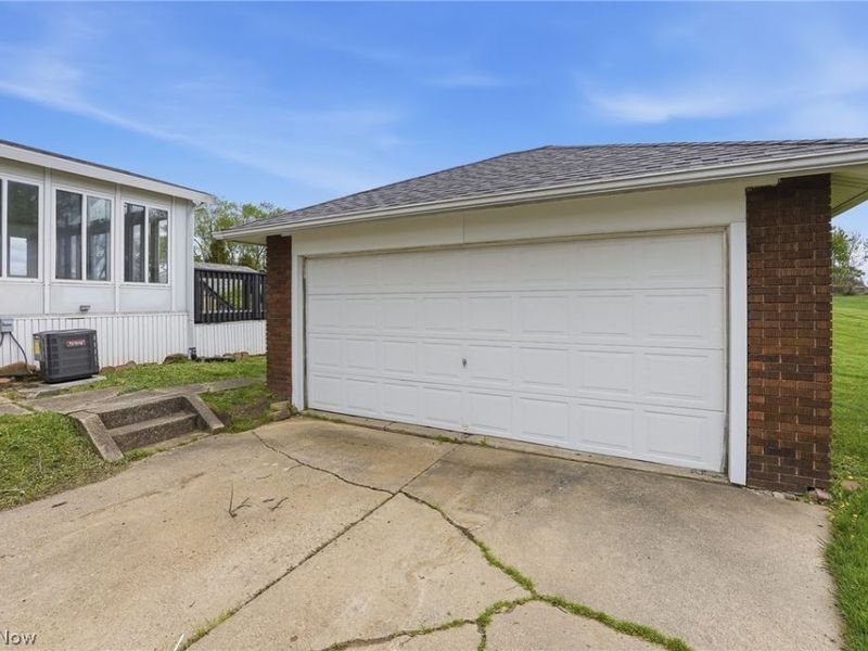 574 29th Street NW, Massillon, OH 44647 Photo 8