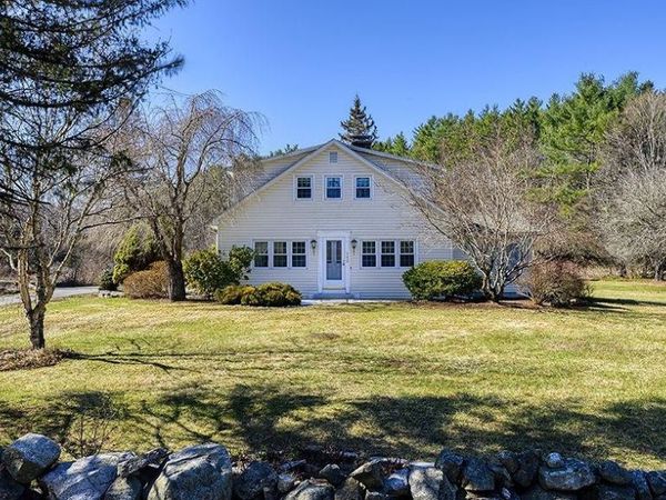 162 Hurricane Road, Keene, NH 03431