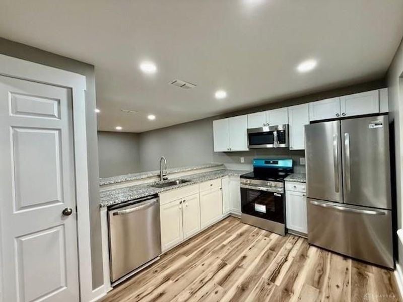 2162 Chapel Drive, Fairborn, OH 45324 Photo 6