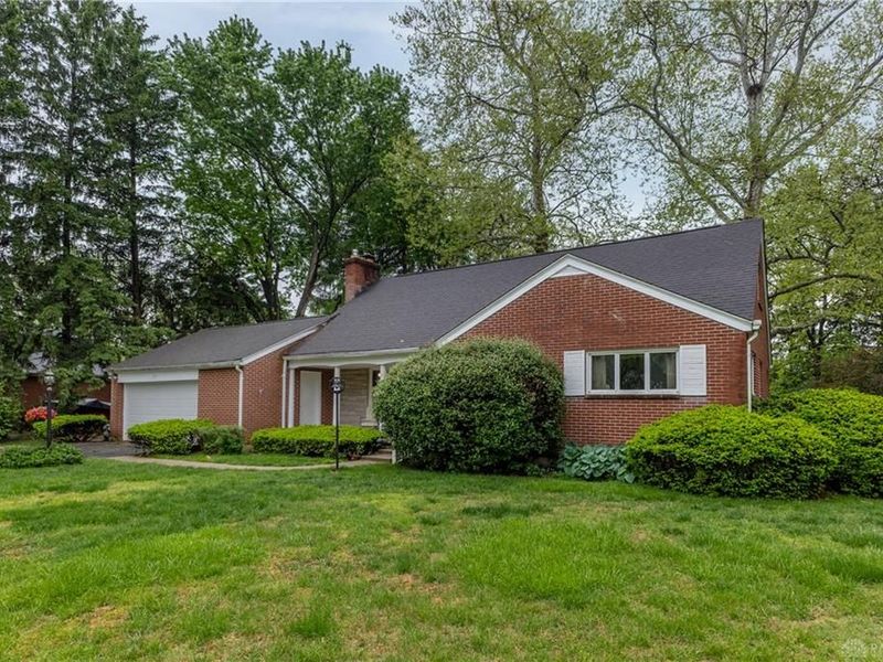 517 Locust Hill Drive, Englewood, OH 45322 Photo 23
