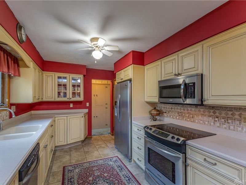 517 Locust Hill Drive, Englewood, OH 45322 Photo 38