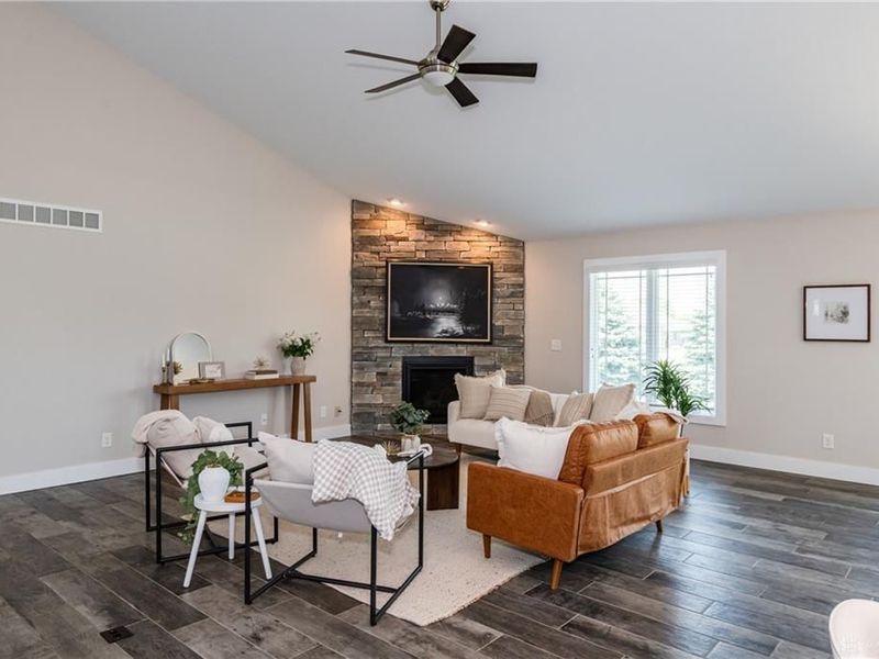 341 Crown Point Drive, Clearcreek Township, OH 45458 Photo 11