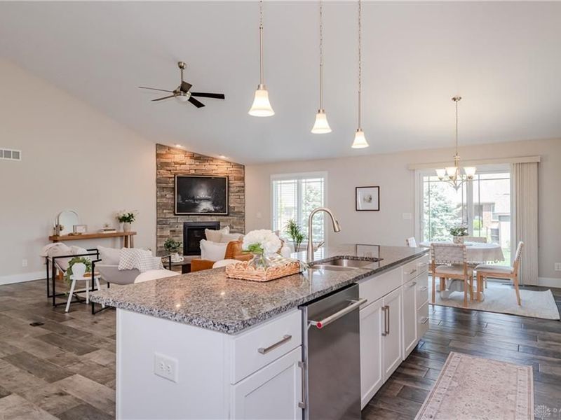 341 Crown Point Drive, Clearcreek Township, OH 45458 Photo 21