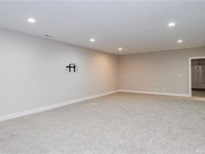 341 Crown Point Drive, Clearcreek Township, OH 45458 Photo 38