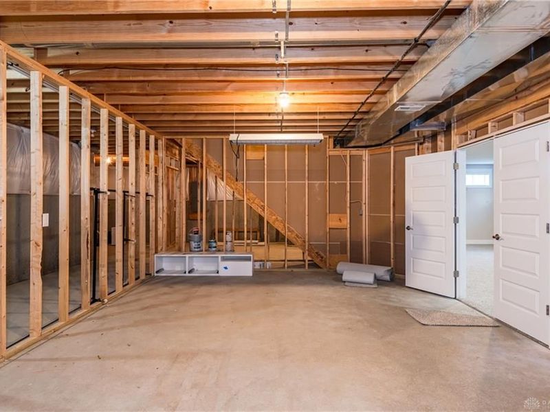 341 Crown Point Drive, Clearcreek Township, OH 45458 Photo 40