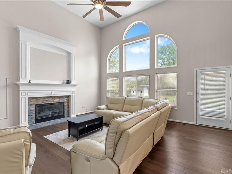 2346 Charleston Way, Beavercreek, OH 45431 Photo 2