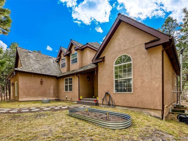 3392 Estates Circle , Larkspur, CO 80118