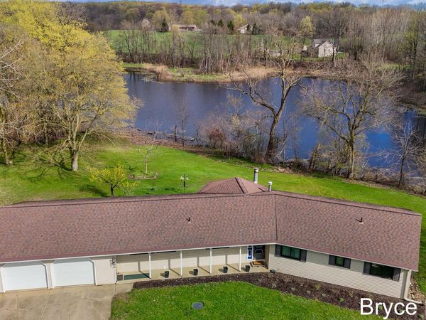 9901 Eastern Avenue SE, Byron Center, MI 49315