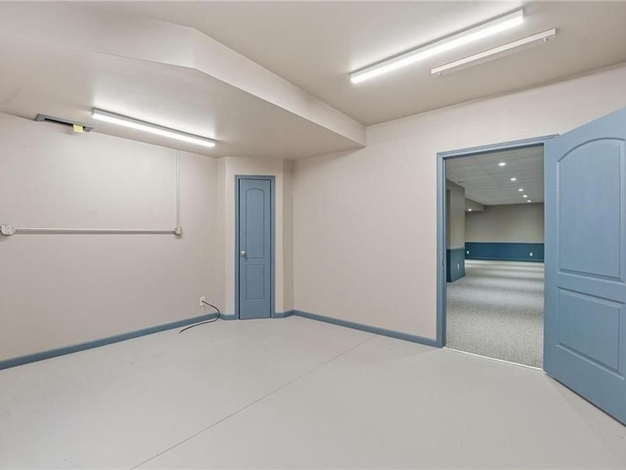 Property Image 61