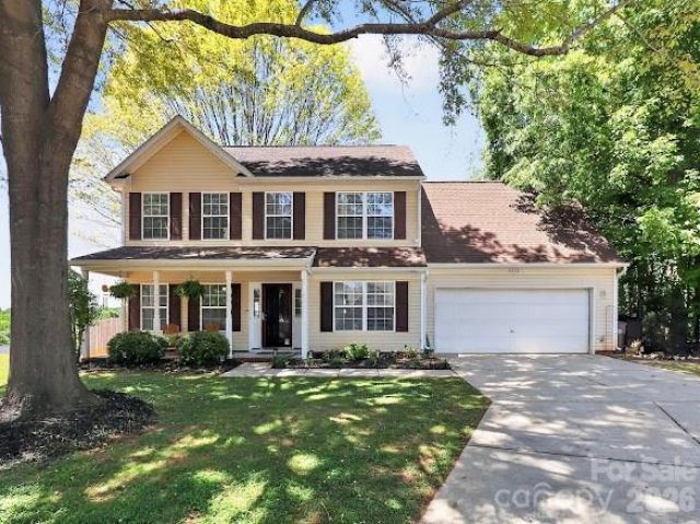 9715 Castle Terrace Court, Charlotte, NC 28215 Main Photo