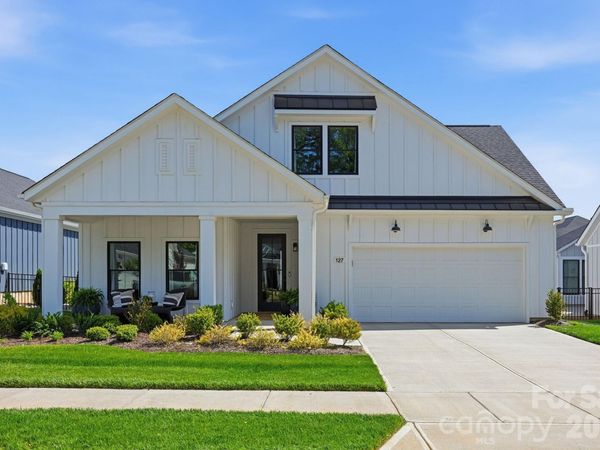 127 Lake Cove Way, Mooresville, NC 28115