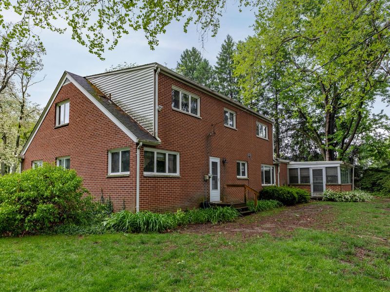 517 Locust Hill Drive, Englewood, OH 45322 Photo 14