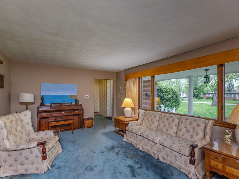 517 Locust Hill Drive, Englewood, OH 45322 Photo 19