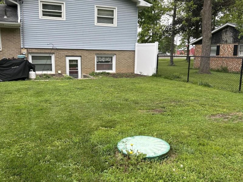 8386 ST RT 185, Bradford, OH 45308 Photo 5