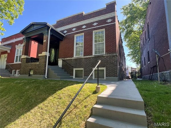 3930 Pennsylvania Avenue, St Louis, MO 63118