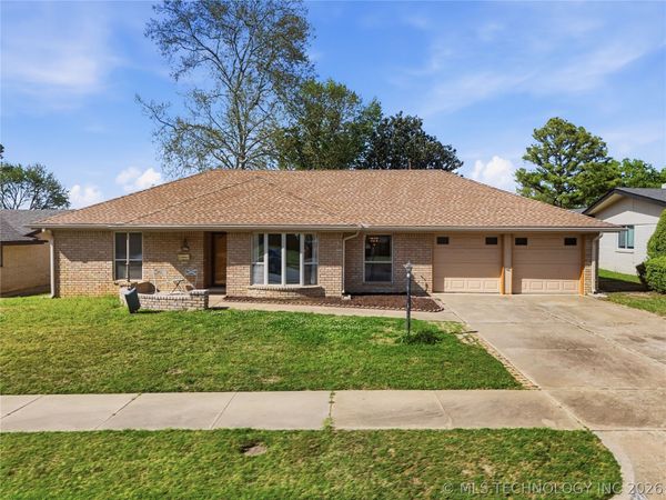 6837 E 56th Street , Tulsa, OK 74145