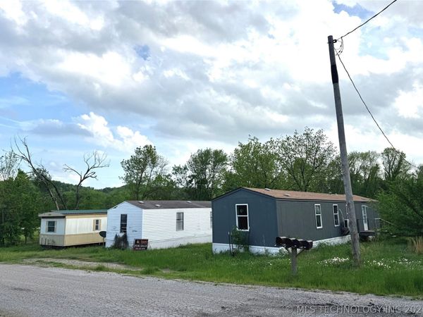 614 Hughes Street E, Stringtown, OK 74726