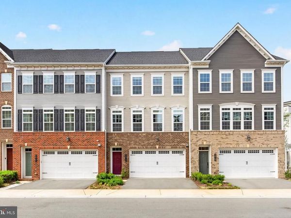 42706 BURBANK TERRACE, STERLING, VA 20166