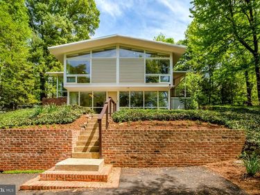 7413 REBECCA DRIVE , ALEXANDRIA, VA 22307