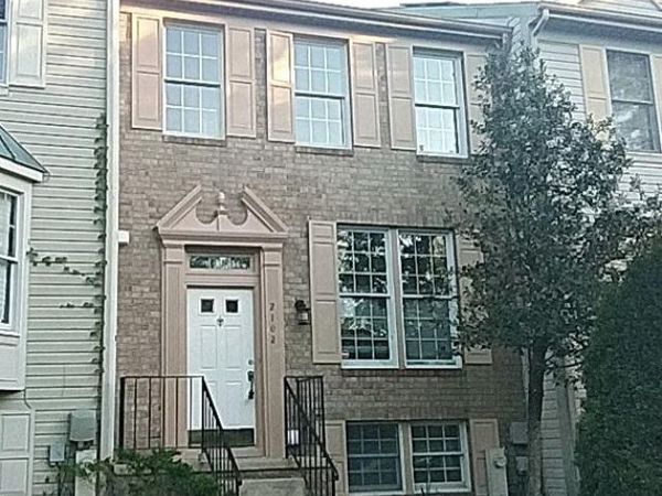 2102 COMMISSARY CIRCLE , ODENTON, MD 21113