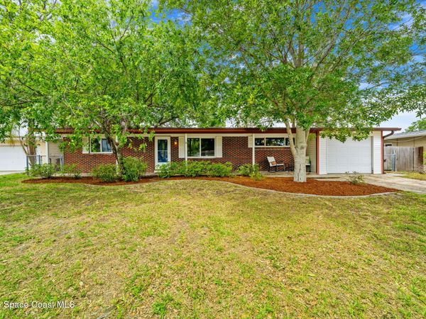 245 E Lauren Court , Merritt Island, FL 32952