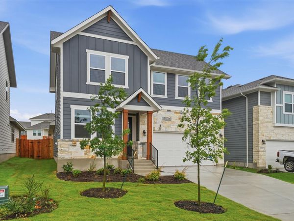 190 Crater Lake DR, Dripping Springs, TX 78620