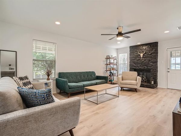 7701 Copano DR, Austin, TX 78749