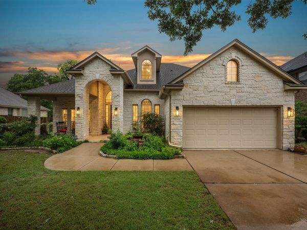 11704 Via Grande DR, Austin, TX 78739