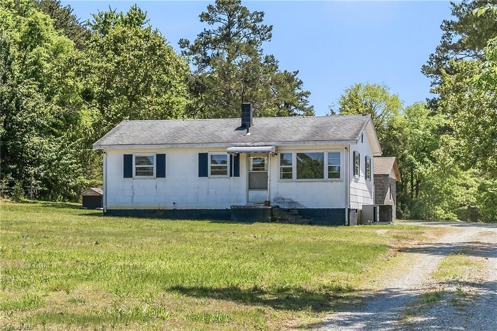 1422 Fitch Street, Yanceyville, NC 27379 Main Photo