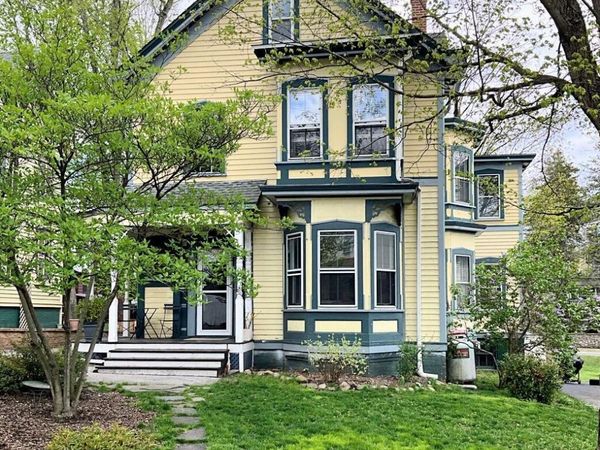 10 Wurts Avenue, New Paltz, NY 12561