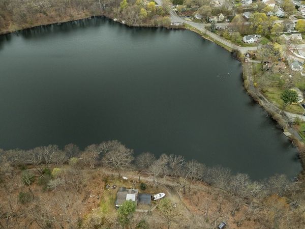 51 Reed Road, Shrewsbury, MA 01545