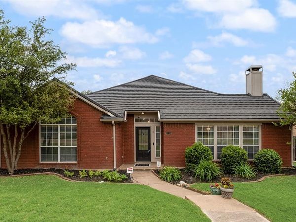 1310 Newport Drive, Carrollton, TX 75006