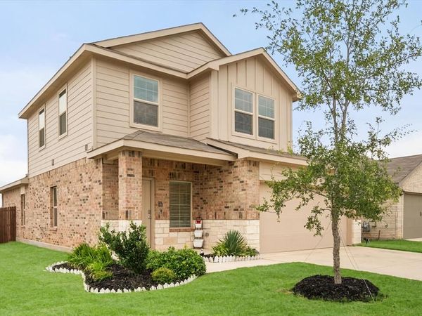 105 Greengate Drive, Boyd, TX 76023