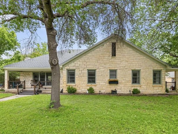 2006 Belmeade Street , Brownwood, TX 76801