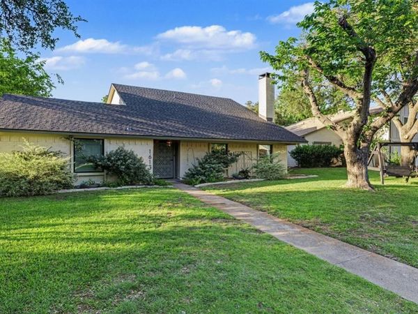 1613 Sara Lane, Richardson, TX 75081