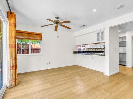 8104 Port Royale Way, Sacramento, CA 95823 Photo