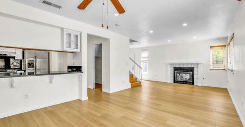 8104 Port Royale Way, Sacramento, CA 95823 Photo