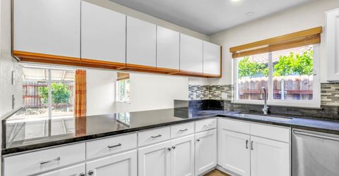 8104 Port Royale Way, Sacramento, CA 95823 Photo