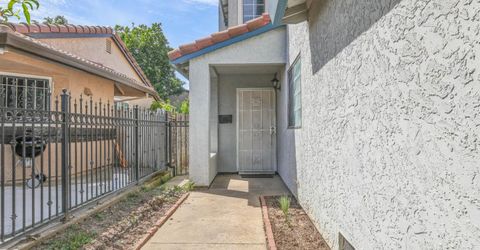 8104 Port Royale Way, Sacramento, CA 95823 Photo