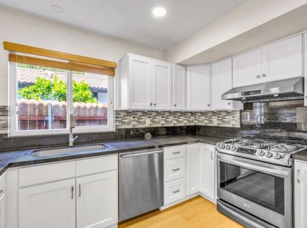 8104 Port Royale Way, Sacramento, CA 95823 Photo