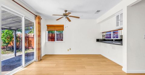 8104 Port Royale Way, Sacramento, CA 95823 Photo