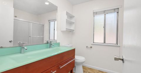 8104 Port Royale Way, Sacramento, CA 95823 Photo