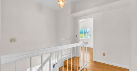 8104 Port Royale Way, Sacramento, CA 95823 Photo